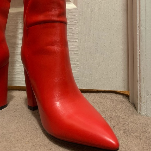 LUSCIOUS RED POINT TOE BOOTS - Picture 4 of 14